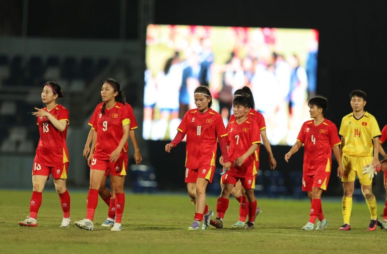 dt-nu-viet-nam-keu-cuu-sau-tran-thua-philippines-vi-bi-doi-xu-qua-bat-cong