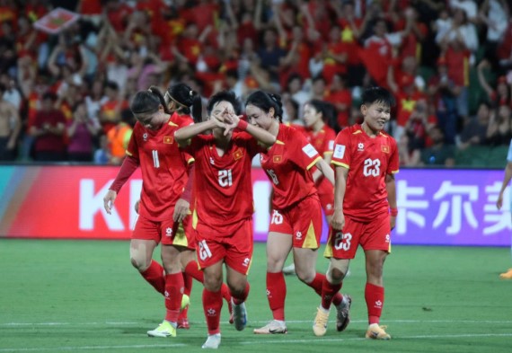 dt-nu-viet-nam-nhan-con-mua-tien-thuong-sau-tran-thang-dt-nu-an-do